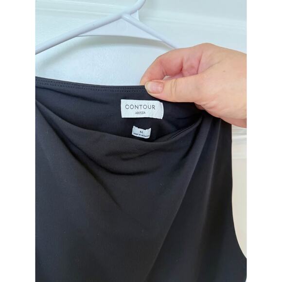 aritizia black contour bodysuit - Picture 3 of 3